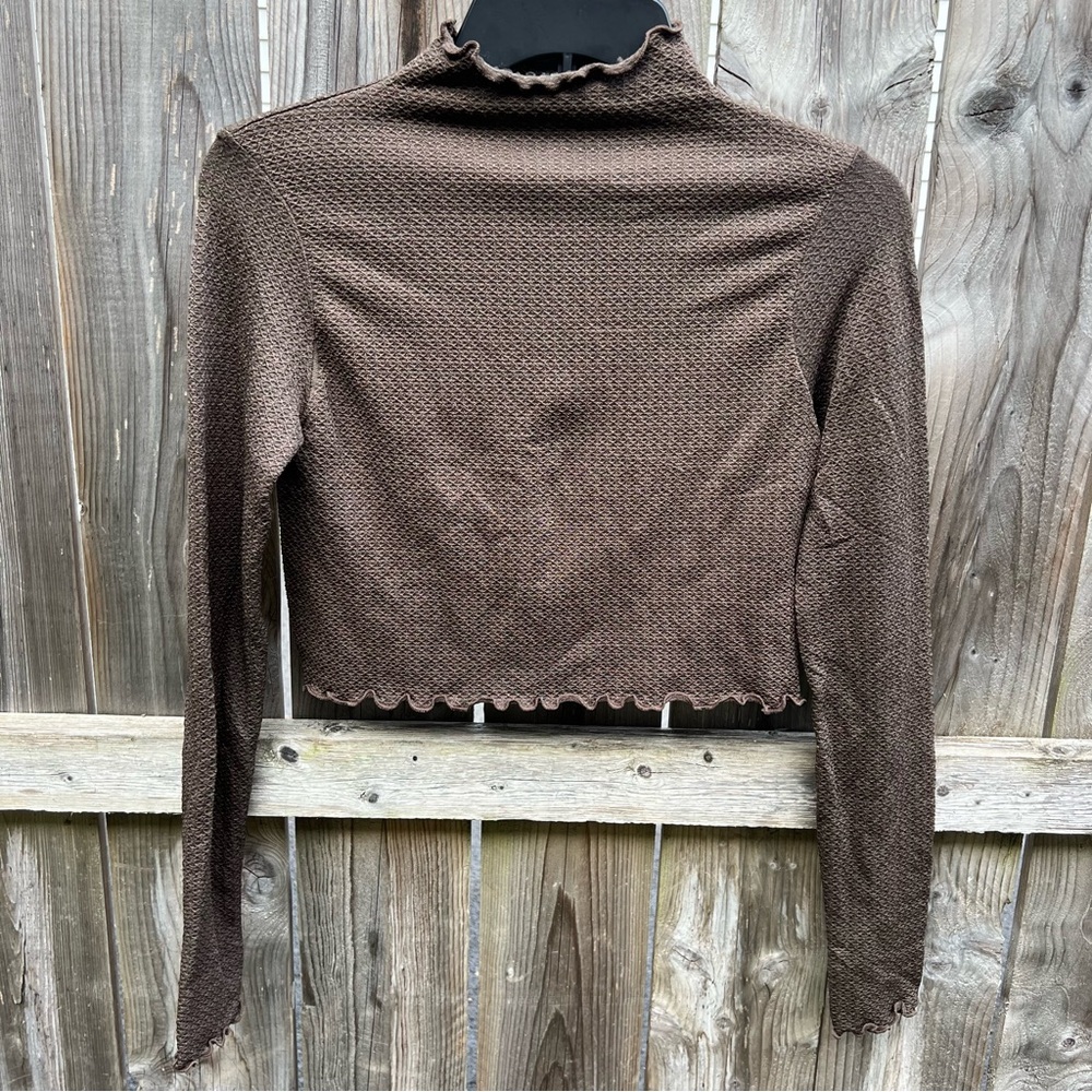NWOT Garage Cropped Mock Neck Shirt